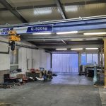 Żuraw z obrotem elektrycznym